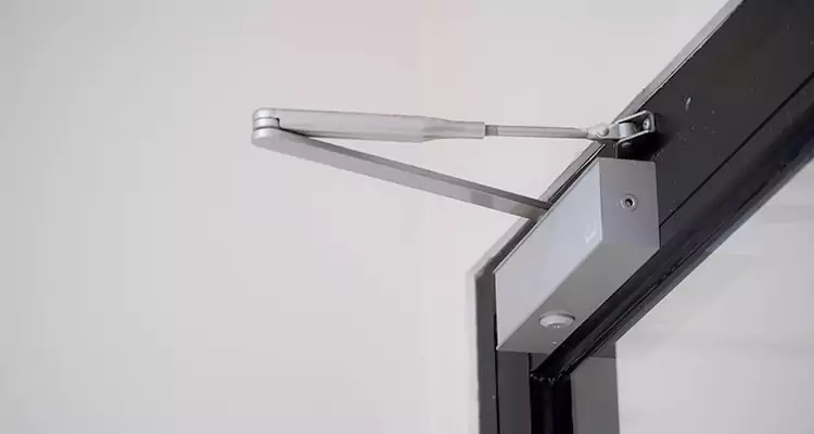 Screen Door Closer Installation in Wellington, FL