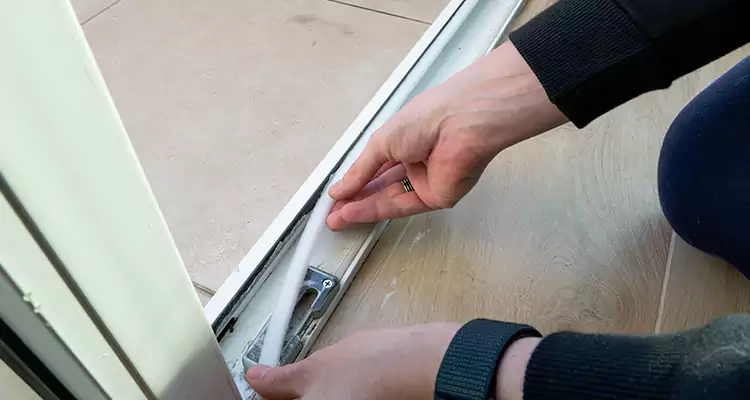 Garage Door Off Track Repair in Wellington, FL