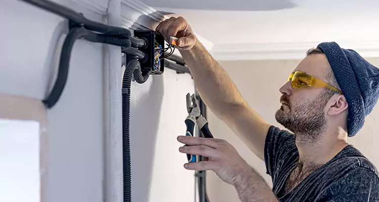Garage Door Opener Cable Repair in Wellington, FL