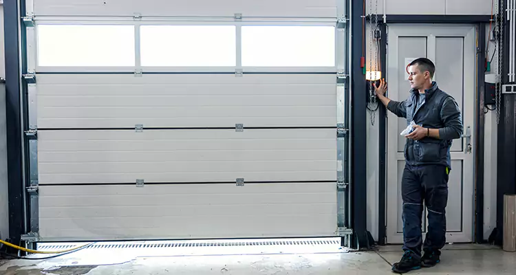 Modern Overhead Door Repair in Wellington, FL
