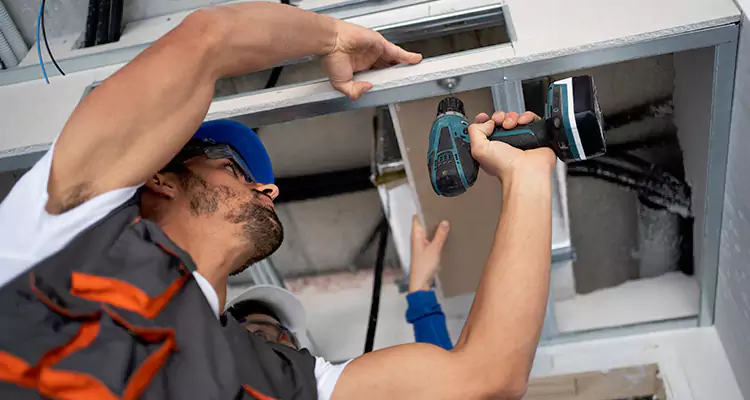Emergency Overhead Door Repair in Wellington, FL