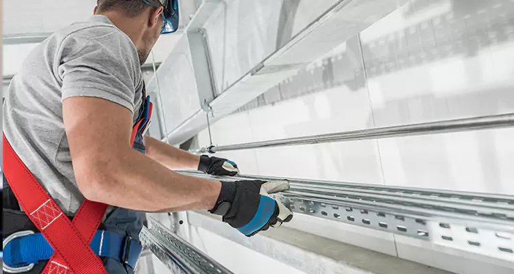 Glass Balcony Railing Replacement in Wellington, FL